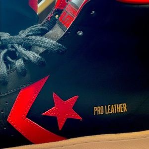 MENS Converse Hook Stars